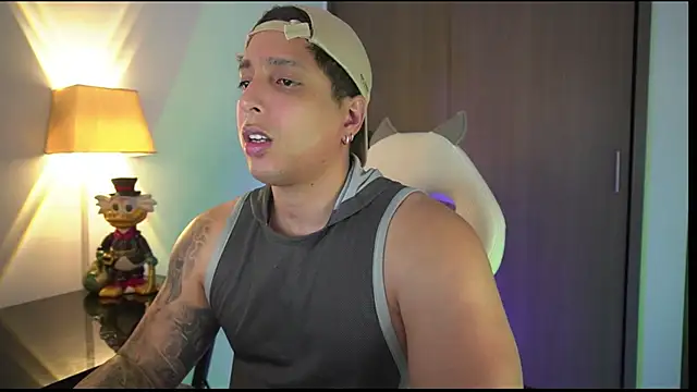 Snapshot of appolo_allen chatting on November 11, 2025, 5:07 am appolo allen online show from November 11, 2025, 5:07 am