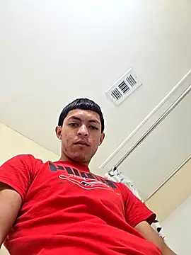 Snapshot of Yoko0381 chatting on February 8, 2026, 8:23 pm Yoko0381 online show from February 8, 2026, 8:23 pm