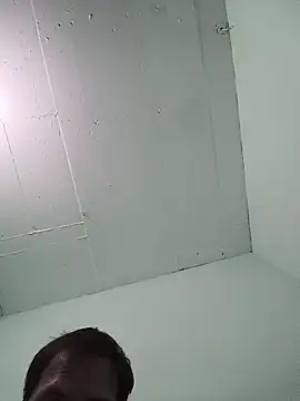 Snapshot of Luisf1267 chatting on February 19, 2026, 3:02 am Luisf1267 online show from February 19, 2026, 3:02 am