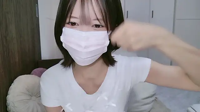 Snapshot of TsukasaSakai chatting on November 16, 2025, 7:36 am TsukasaSakai online show from November 16, 2025, 7:36 am