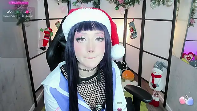 LilithLin online show from December 20, 2024, 1:14 am