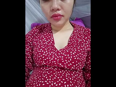 Snapshot of Wettpussyxx chatting on November 14, 2025, 12:31 am Wettpussyxx online show from November 14, 2025, 12:31 am