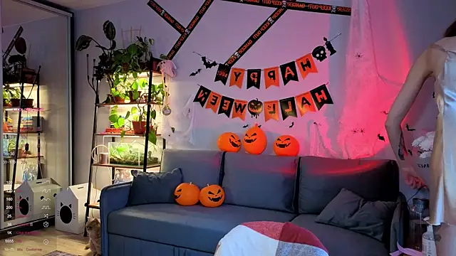 Snapshot of Your_Corvus chatting on October 31, 2025, 12:06 pm Your Corvus online show from October 31, 2025, 12:06 pm