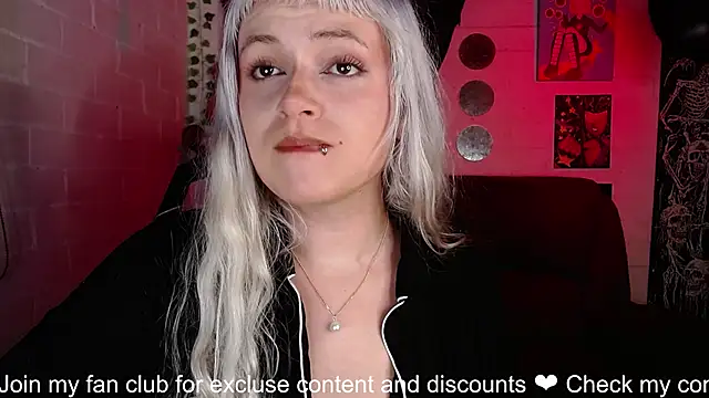 NEXT DOOR GIRL  online show from January 10, 2025, 1:10 am