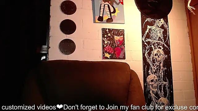 NEXT DOOR GIRL  online show from January 24, 2025, 3:11 am