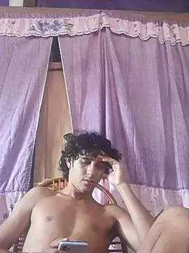 pedrodavid  online show from January 18, 2026, 2:10 pm