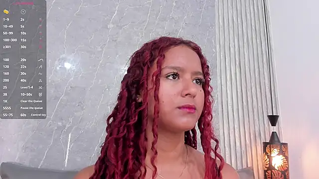 Snapshot of Sophiee_Velvet chatting on January 11, 2025, 11:23 am Sophiee Velvet online show from January 11, 2025, 11:23 am