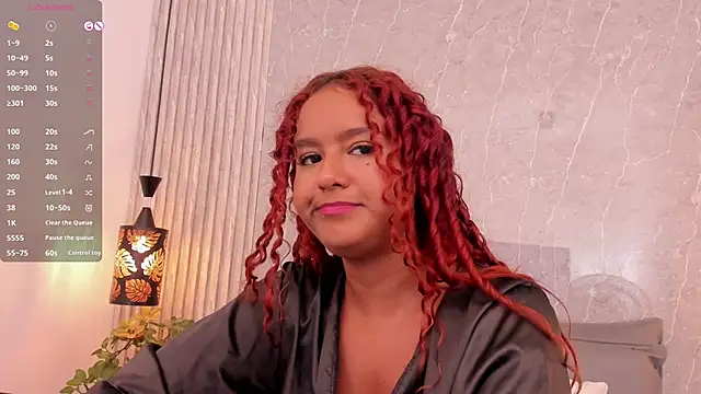 Snapshot of Sophiee_Velvet chatting on March 12, 2025, 6:00 pm Sophiee Velvet online show from March 12, 2025, 6:00 pm