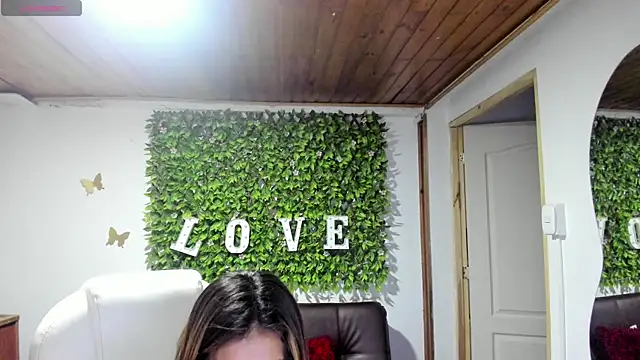 Snapshot of Enma__clark chatting on March 10, 2025, 7:07 pm Enma clark online show from March 10, 2025, 7:07 pm