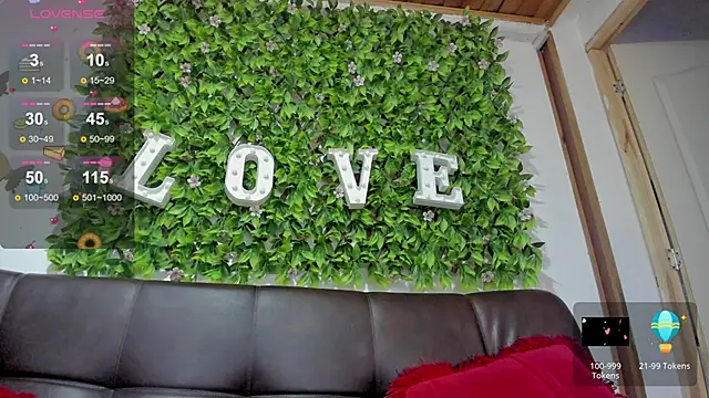 Snapshot of Enma__clark chatting on March 22, 2025, 1:00 am Enma clark online show from March 22, 2025, 1:00 am