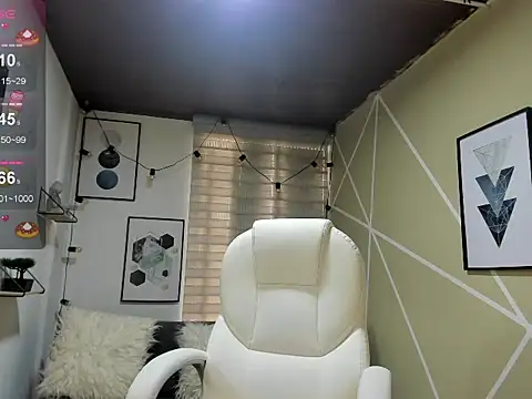 Snapshot of Enma__clark chatting on November 5, 2025, 8:09 pm Enma clark online show from November 5, 2025, 8:09 pm