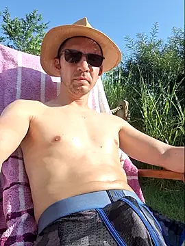 Slegde85 online show from June 19, 2026, 3:38 pm