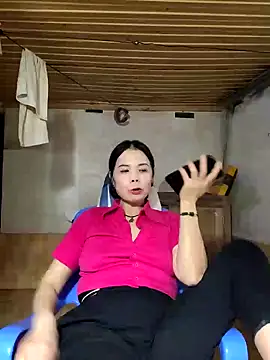 Tinease online show from March 4, 2025, 9:07 am