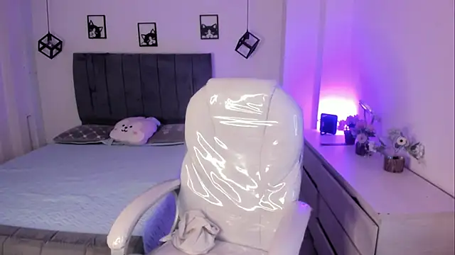 Snapshot of Beck_jones chatting on October 21, 2025, 2:18 pm Beck jones online show from October 21, 2025, 2:18 pm