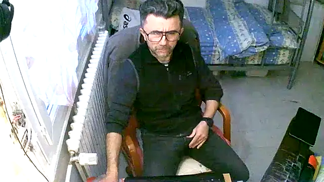 Snapshot of Lokoum3939 chatting on March 4, 2026, 5:30 pm Lokoum3939 online show from March 4, 2026, 5:30 pm