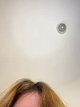 SweetJennaa online show from June 14, 2026, 2:24 am