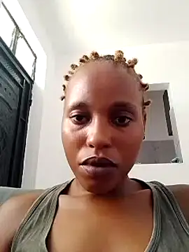 Snapshot of Candykitten chatting on February 21, 2025, 7:56 am Candykitten online show from February 21, 2025, 7:56 am