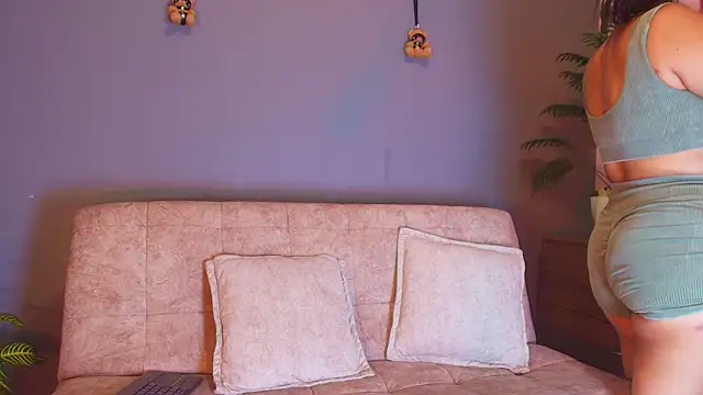 jade brunnette online show from April 13, 2026, 8:14 pm