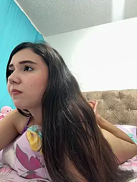 mia cooper 24 online show from April 14, 2026, 3:12 am