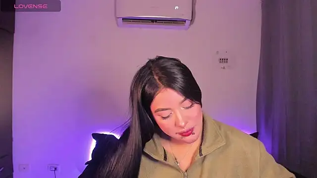 Snapshot of Mariana_Hasper_ chatting on June 19, 2026, 7:23 am Mariana Hasper online show from June 19, 2026, 7:23 am