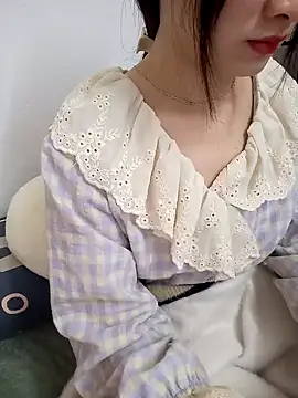 Snapshot of Lovely_kute chatting on January 20, 2025, 7:57 pm Lovely kute online show from January 20, 2025, 7:57 pm