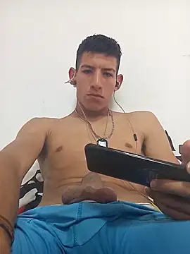 Snapshot of sbsmenhot chatting on March 2, 2025, 6:30 pm sbsmenhot online show from March 2, 2025, 6:30 pm