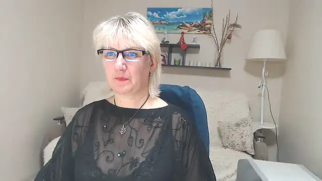 Snapshot of FleurMays chatting on January 19, 2025, 10:17 am FleurMays online show from January 19, 2025, 10:17 am