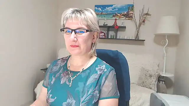 Snapshot of FleurMays chatting on January 29, 2025, 12:35 pm FleurMays online show from January 29, 2025, 12:35 pm