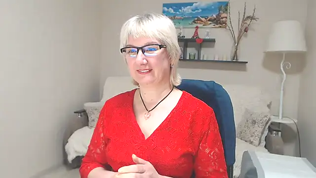 Snapshot of FleurMays chatting on February 3, 2025, 11:42 am FleurMays online show from February 3, 2025, 11:42 am