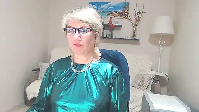 Snapshot of FleurMays chatting on March 6, 2025, 6:52 am FleurMays online show from March 6, 2025, 6:52 am