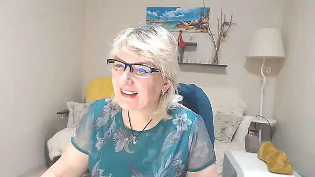 Snapshot of FleurMays chatting on March 14, 2025, 4:54 am FleurMays online show from March 14, 2025, 4:54 am