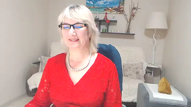 Snapshot of FleurMays chatting on March 16, 2025, 10:00 am FleurMays online show from March 16, 2025, 10:00 am