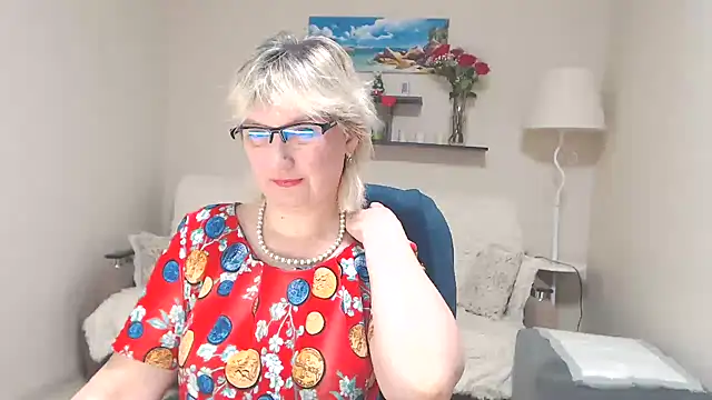 Snapshot of FleurMays chatting on March 20, 2025, 3:23 am FleurMays online show from March 20, 2025, 3:23 am