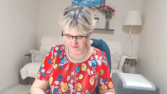 Snapshot of FleurMays chatting on March 20, 2025, 2:21 pm FleurMays online show from March 20, 2025, 2:21 pm