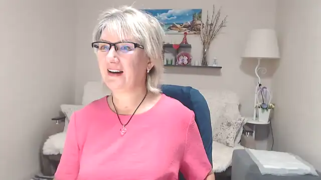 Snapshot of FleurMays chatting on September 30, 2025, 5:34 am FleurMays online show from September 30, 2025, 5:34 am