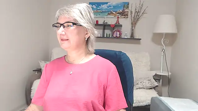 Snapshot of FleurMays chatting on October 23, 2025, 4:12 am FleurMays online show from October 23, 2025, 4:12 am