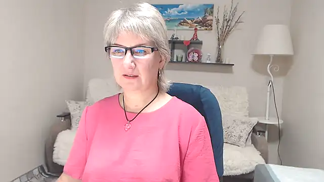 Snapshot of FleurMays chatting on October 24, 2025, 5:48 am FleurMays online show from October 24, 2025, 5:48 am