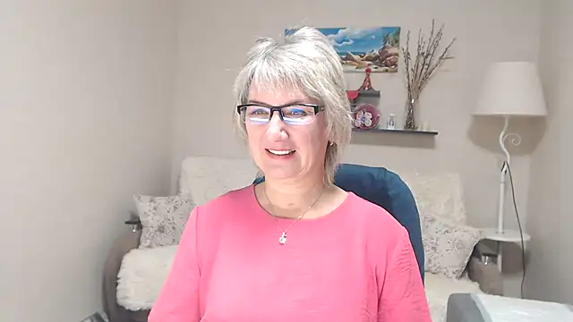 Snapshot of FleurMays chatting on October 27, 2025, 4:27 am FleurMays online show from October 27, 2025, 4:27 am