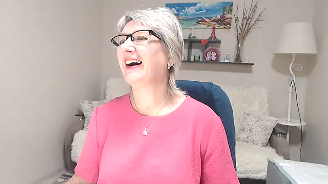 Snapshot of FleurMays chatting on October 28, 2025, 2:59 am FleurMays online show from October 28, 2025, 2:59 am