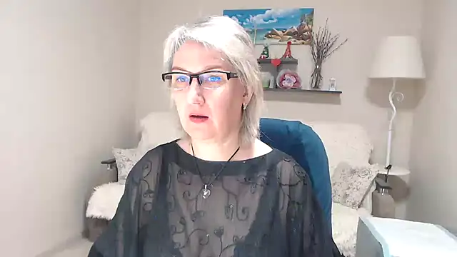 FleurMays online show from May 13, 2026, 5:49 am