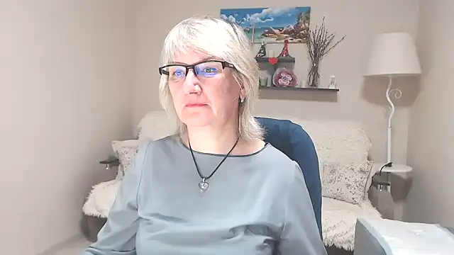 FleurMays online show from June 5, 2026, 4:08 am