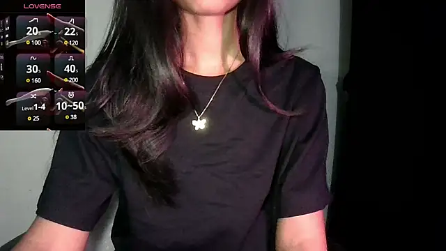 Snapshot of glowybekwa chatting on March 2, 2025, 6:40 pm glowybekwa online show from March 2, 2025, 6:40 pm