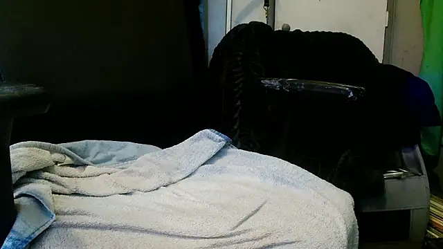 Snapshot of Gigadickman chatting on December 1, 2024, 5:13 pm Gigadickman online show from December 1, 2024, 5:13 pm