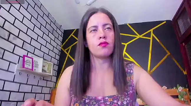 kathina giraldo online show from January 7, 2025, 12:52 pm