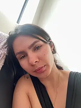 SofiaG  online show from December 25, 2024, 1:19 pm