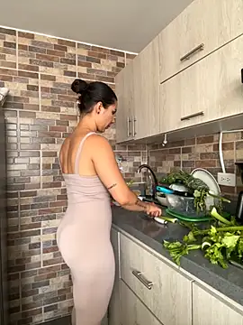 SofiaG  online show from September 10, 2025, 9:48 pm