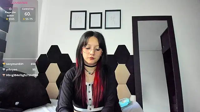 Snapshot of Maki_Zein chatting on January 29, 2025, 6:28 pm Maki Zein online show from January 29, 2025, 6:28 pm