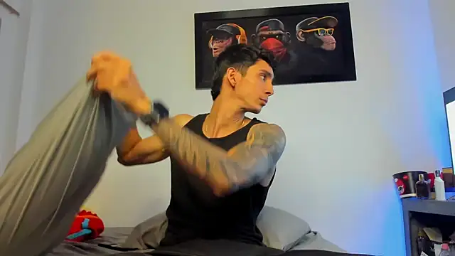 OliverBennet online show from October 27, 2025, 9:41 pm