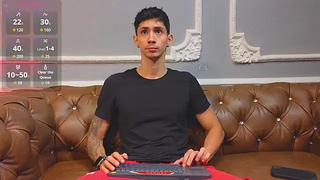 OliverBennet online show from November 3, 2025, 9:16 pm