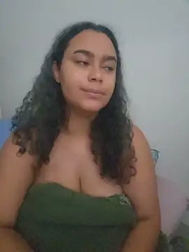 cinnaminnie online show from May 11, 2026, 4:04 pm